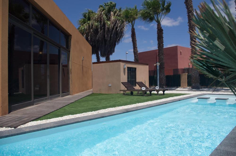 Villa La Marosca - Jacuzzi, Private Pool, 3 Bedrooms Caleta De Fuste Ngoại thất bức ảnh